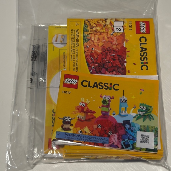 Bulk LEGO Classics Manuals 8 Sets of Books 1 and 2 - Picture 3 of 3